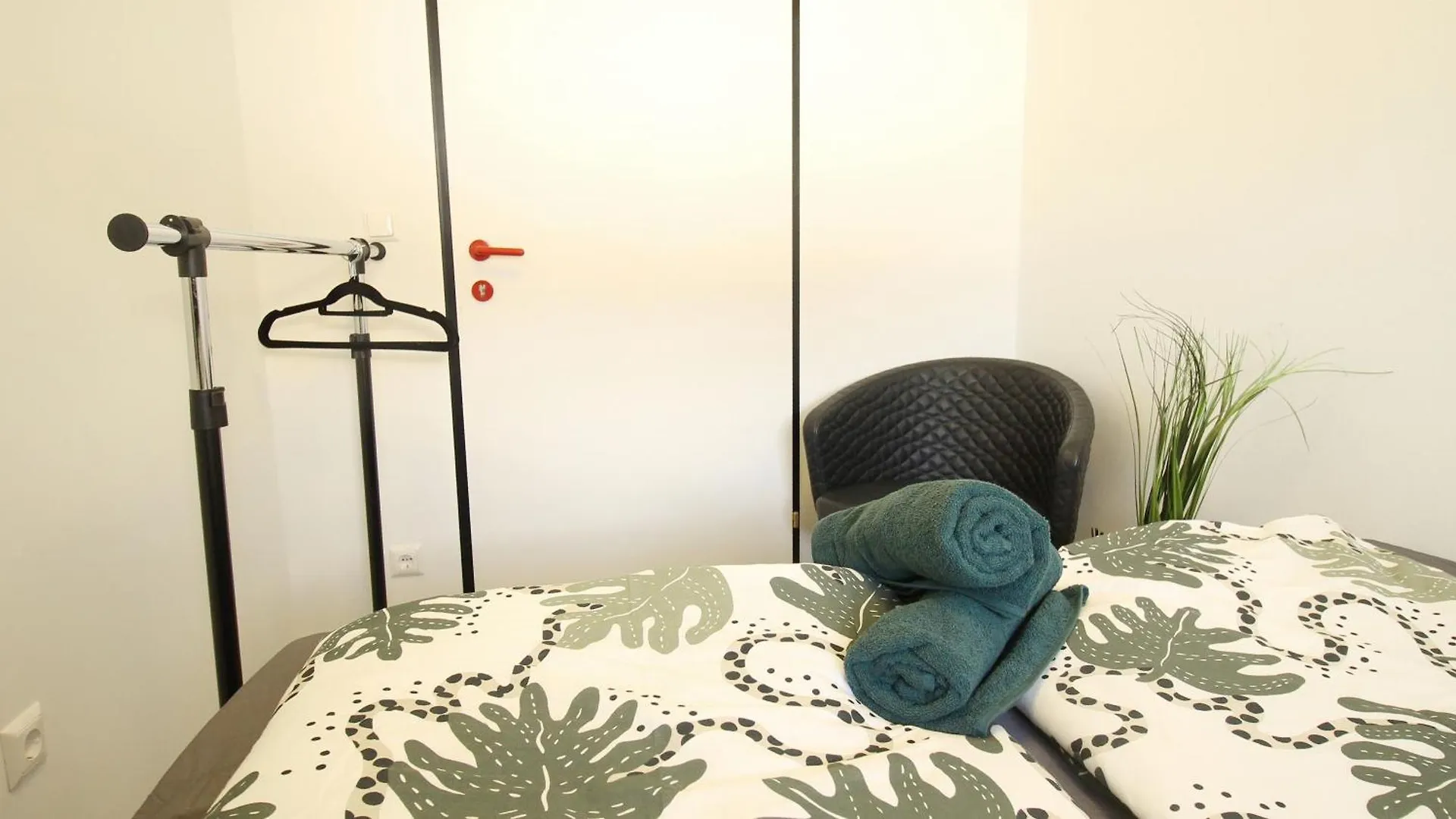 Room In Meidling Wh3 Vienna 0*,