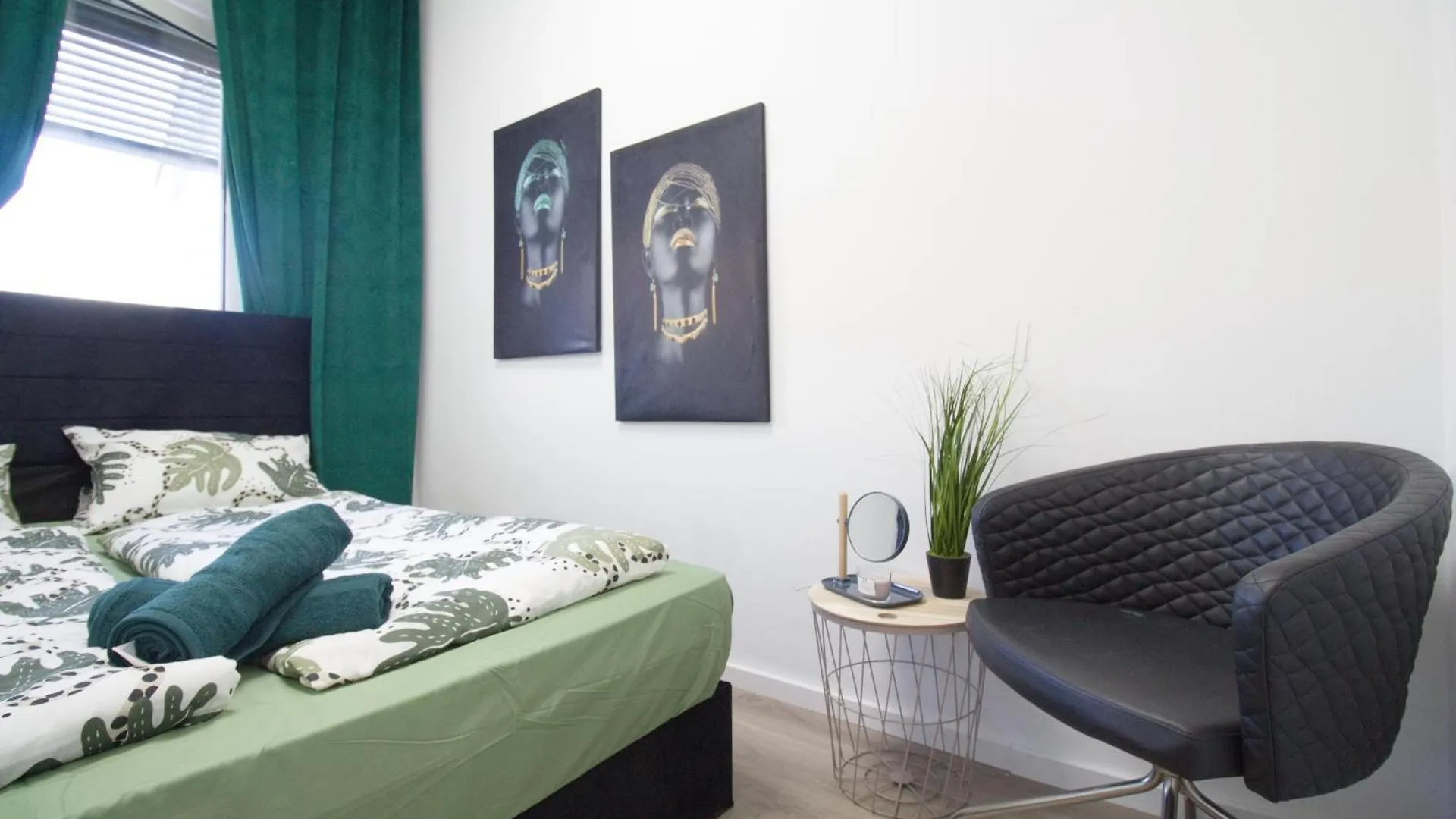 Homestay Room In Meidling Wh3 Vienna Austria